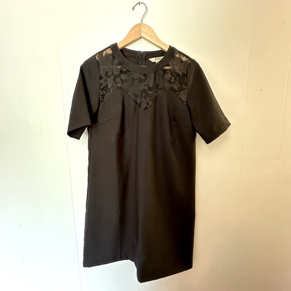 Gorgeous Little Black Dress with Lace Detail - US 8 - Picture 2 of 3